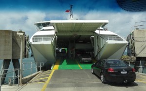 Rauf auf die Fähre von Queenscliff nach Sorrento