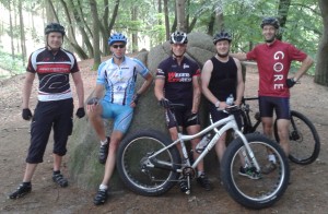 Radsport Escheburg macht Pause am Karlstein, Harburger Berge